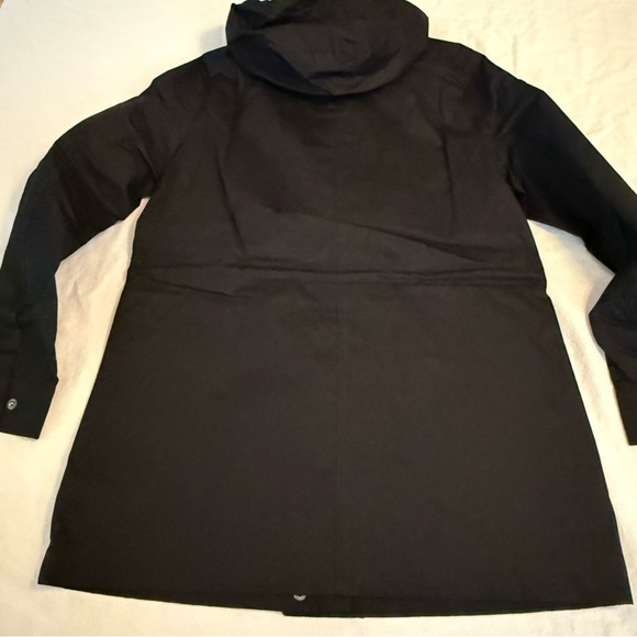 Hunter Women's Black Utility rain Jacket - Picture 7 of 11
